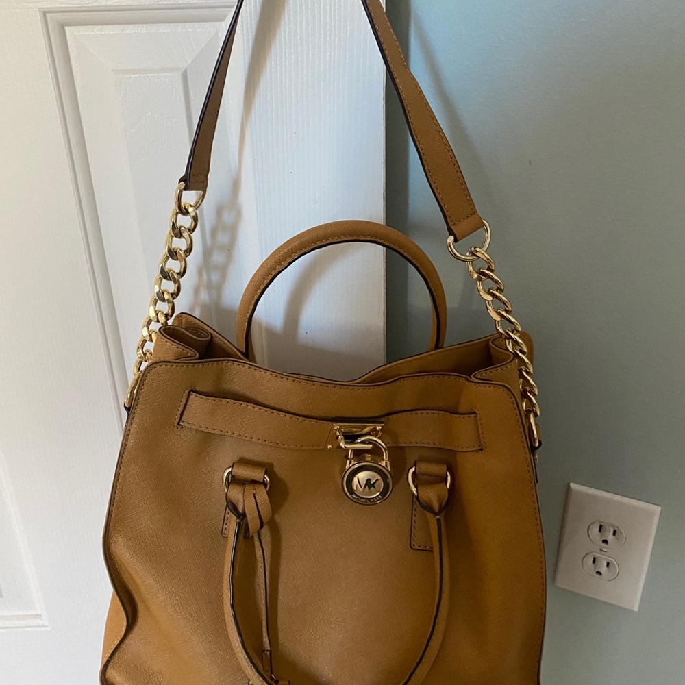 Michael Kors tote - Picture 5 of 7